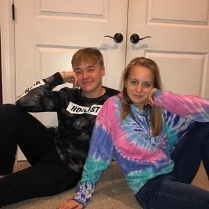 Meet your Posher, Joni